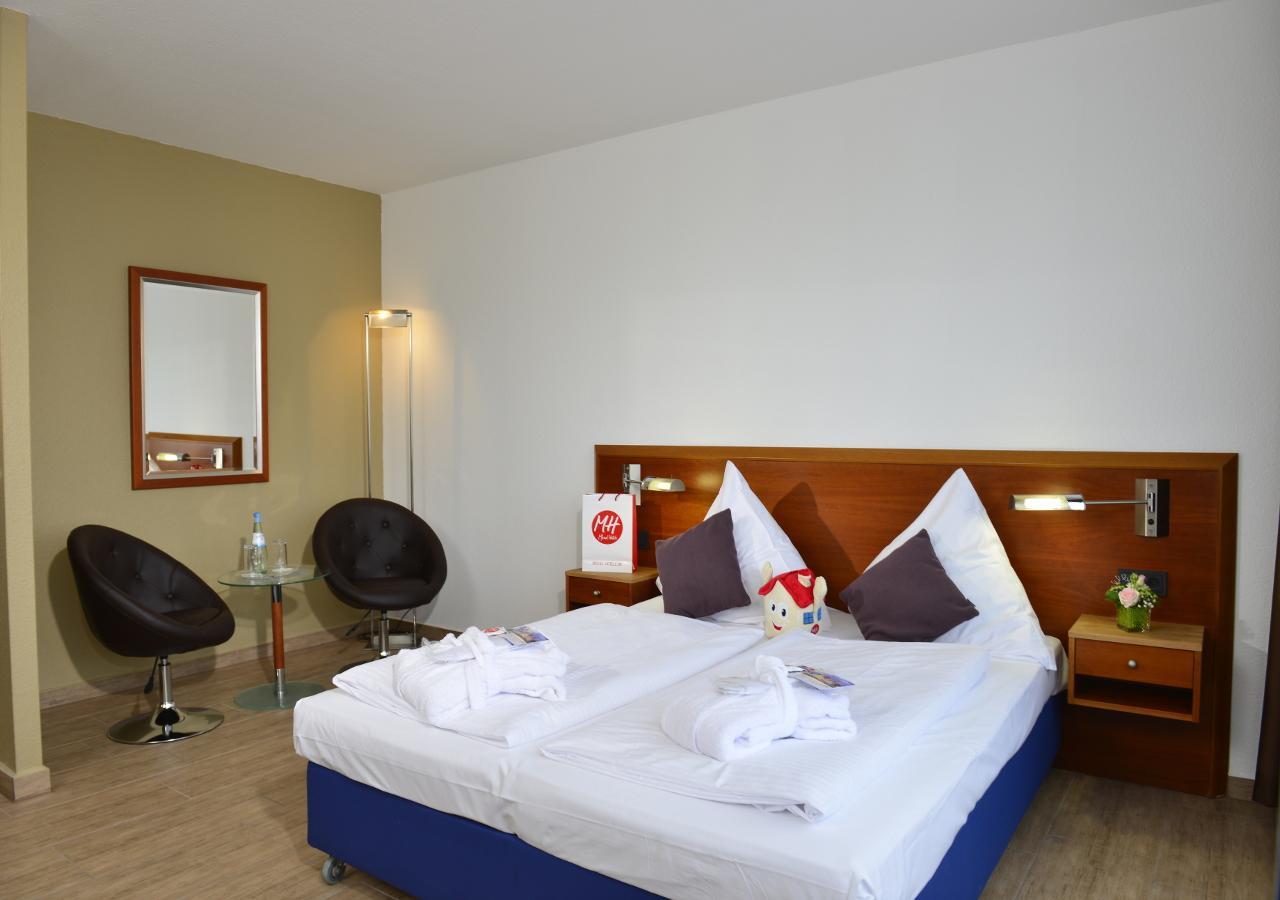 Michel Hotel Frankfurt Airport Рюссельхайм Экстерьер фото