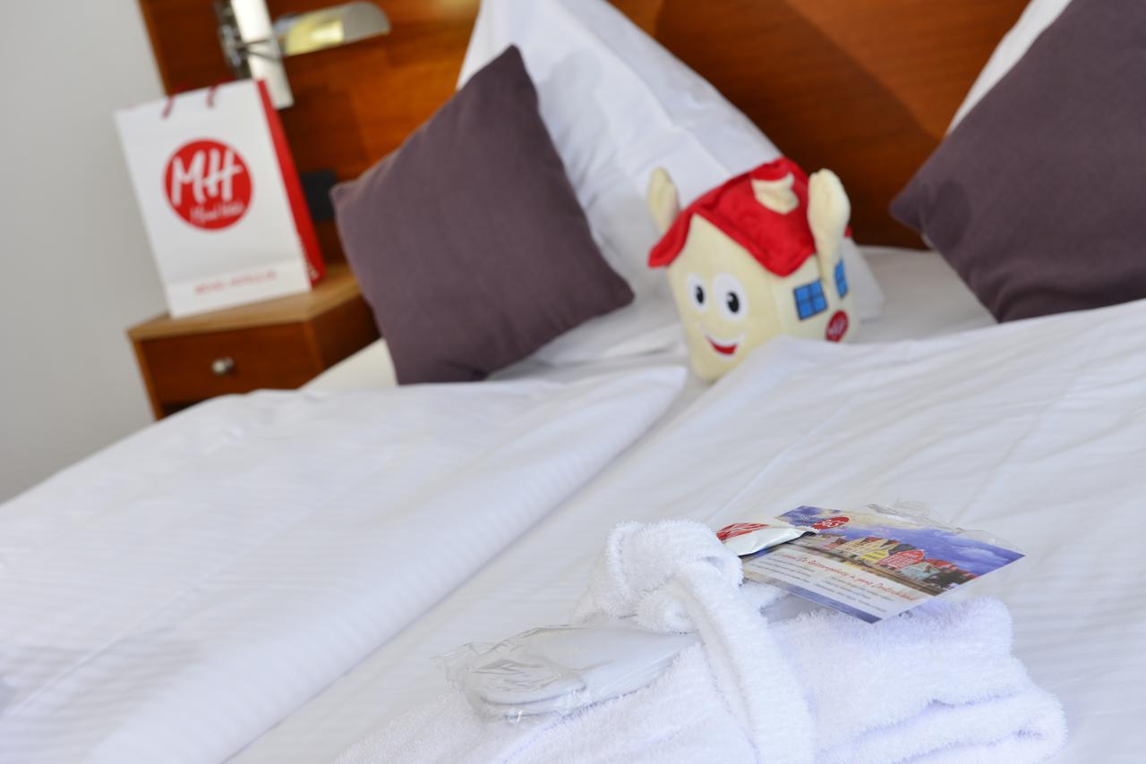 Michel Hotel Frankfurt Airport Рюссельхайм Экстерьер фото